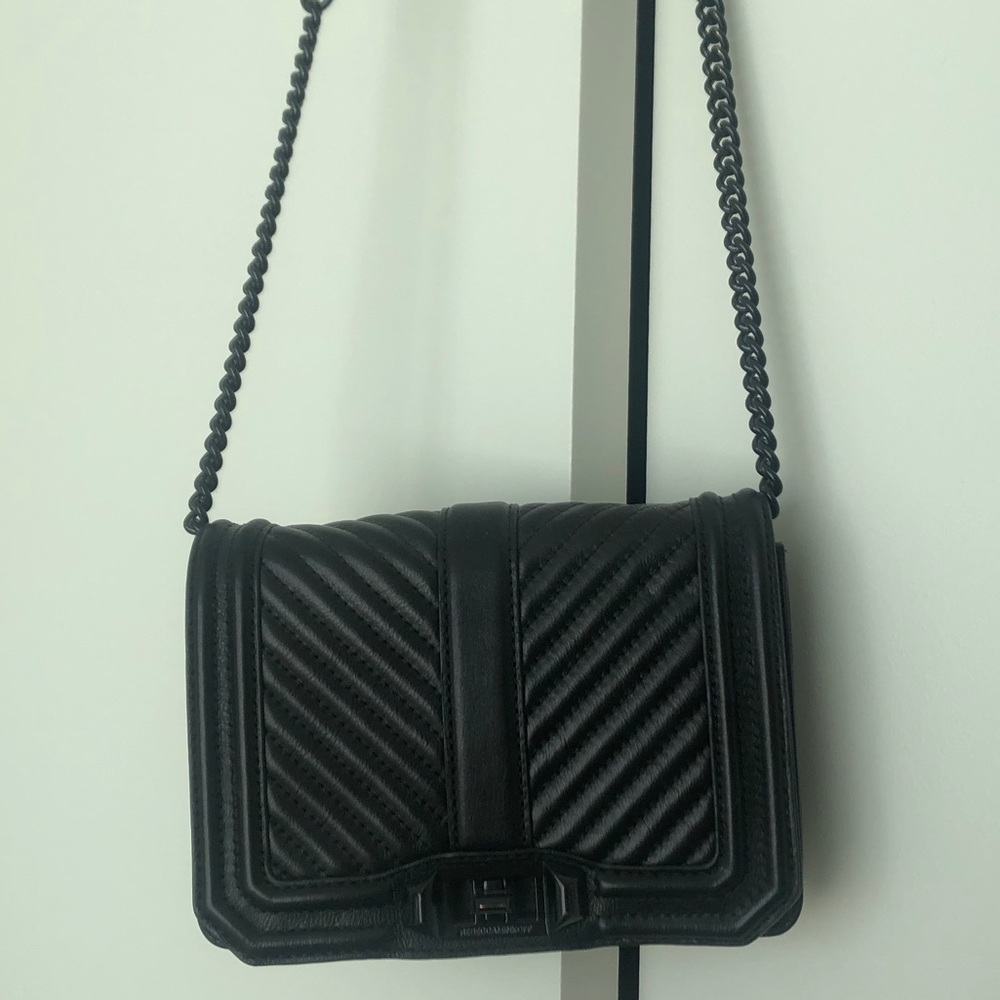 Like new Rebecca Minkoff Chevron Quilted Crossbody